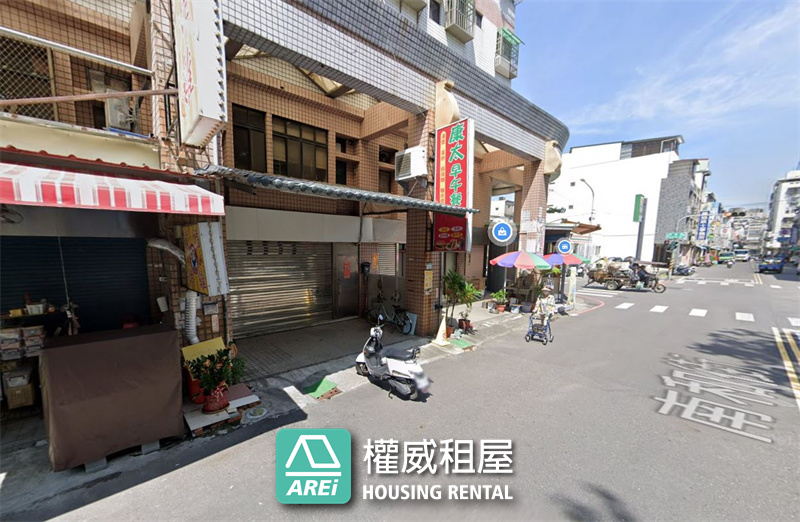 五甲商圈｜有市店面｜超美三房住店